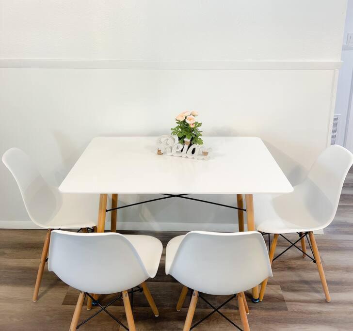Sparkling Guest Home 2 Bedroom-15 Minutes To Clearwater Beach Екстер'єр фото